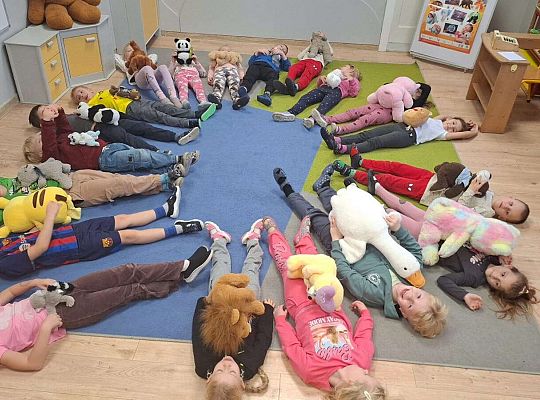 Gr. IV Dzień Pluszowego Misia