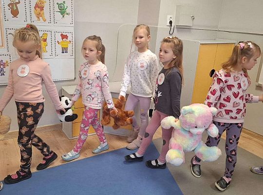 Gr. IV Dzień Pluszowego Misia