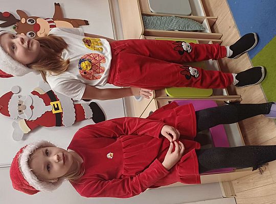 Gr. III i IV Zabawy z Mikołajem