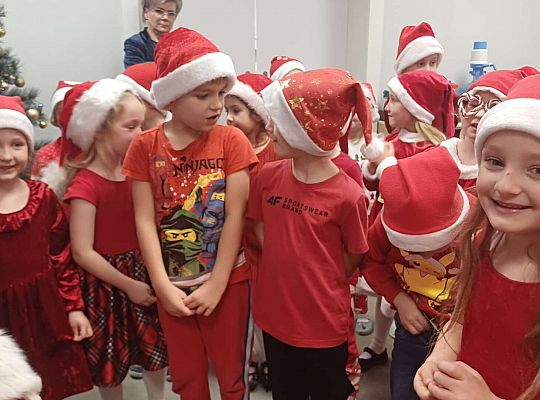 Gr. III i IV Zabawy z Mikołajem