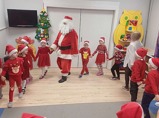 Gr. III i IV Zabawy z Mikołajem