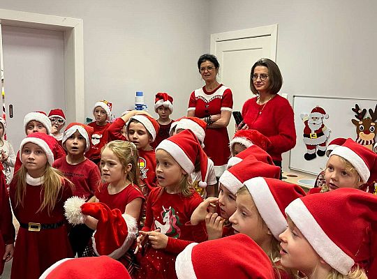 Gr. III i IV Zabawy z Mikołajem