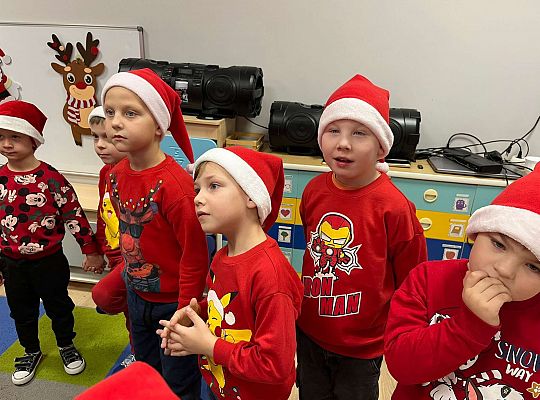 Gr. III i IV Zabawy z Mikołajem