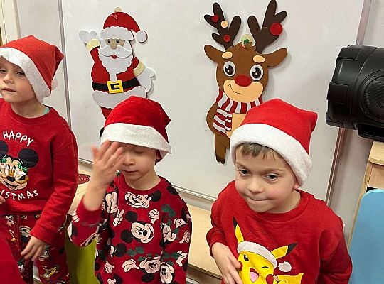 Gr. III i IV Zabawy z Mikołajem