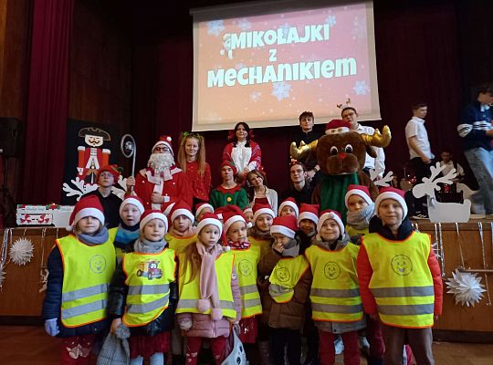 Gr. III  I IV Koncert Mikołajkowy w Zespole Szkół Mechanicznych