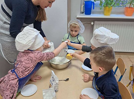 Gr.II. Robimy pierniczki z mamą Franka