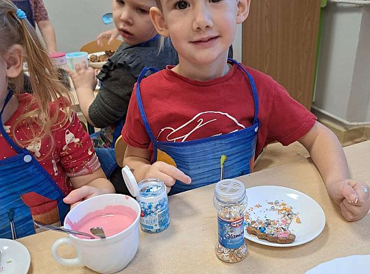 Gr.II. Robimy pierniczki z mamą Franka