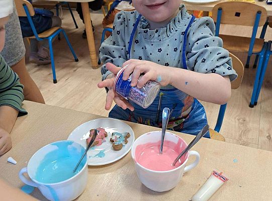 Gr.II. Robimy pierniczki z mamą Franka