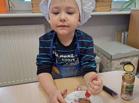 Gr.II. Robimy pierniczki z mamą Franka