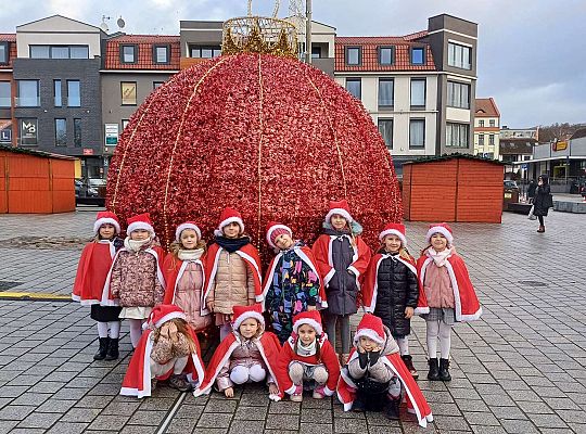 Gr. IV Z życzeniami w Urzędzie Miasta
