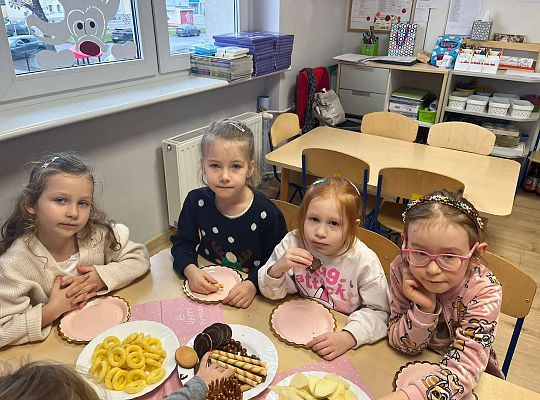 Gr. III Urodzinki Julki