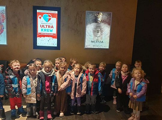 Gr.I  I Gr.II  Wycieczka do kina "Ella Bella Bingo "