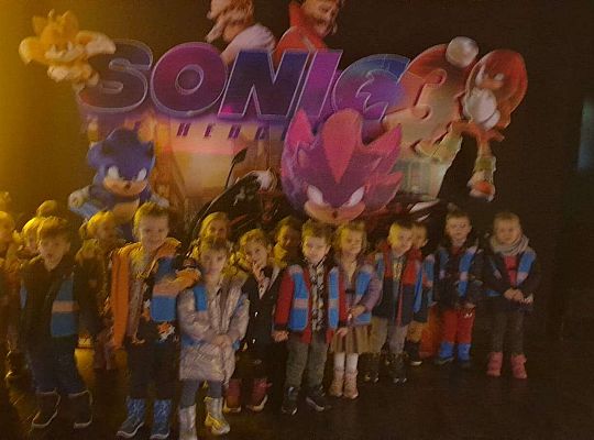 Gr.I  I Gr.II  Wycieczka do kina "Ella Bella Bingo "