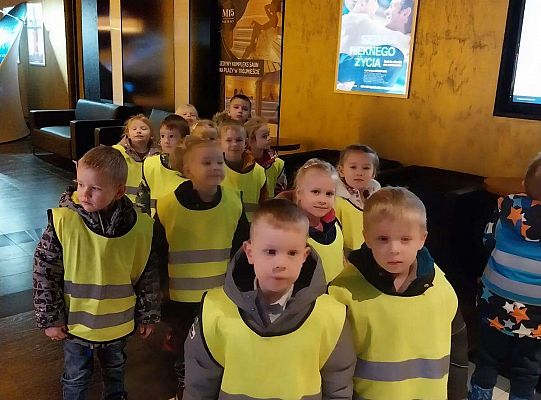 Gr.I  I Gr.II  Wycieczka do kina "Ella Bella Bingo "