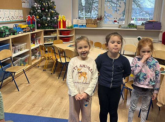 Gr. III Urodzinki Zosi i Zuzi