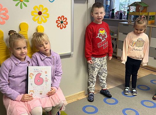 Gr. III Urodzinki Zosi i Zuzi