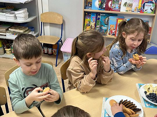 Gr. III Urodzinki Zosi i Zuzi