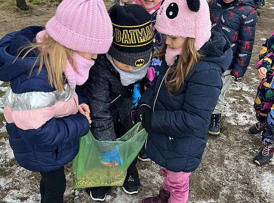 Gr. III Dokarmiamy ptaki