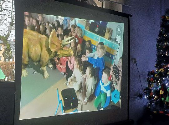 Gr. III i IV Dinozaury w przedszkolu