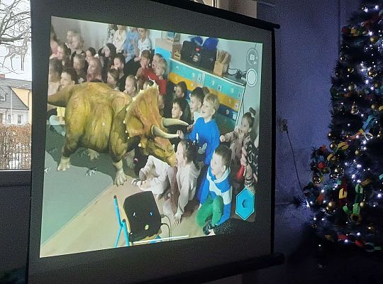 Gr. III i IV Dinozaury w przedszkolu