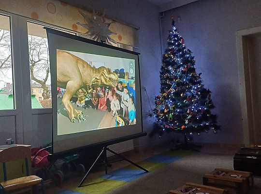 Gr. III i IV Dinozaury w przedszkolu