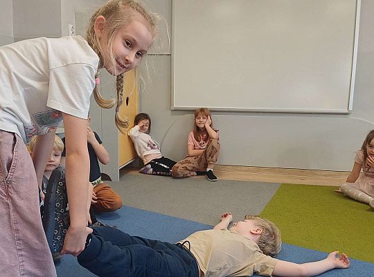 Gr.IV Światowy Dzień Pierwszej Pomocy -projekt "Szlachetnie i zdrowo z małpką Iwoną"