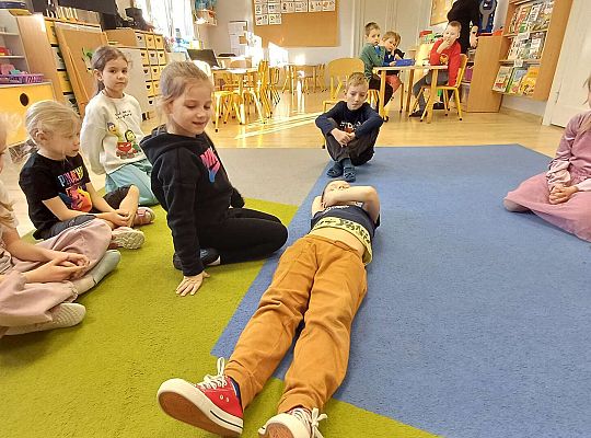 Gr.IV Światowy Dzień Pierwszej Pomocy -projekt "Szlachetnie i zdrowo z małpką Iwoną"