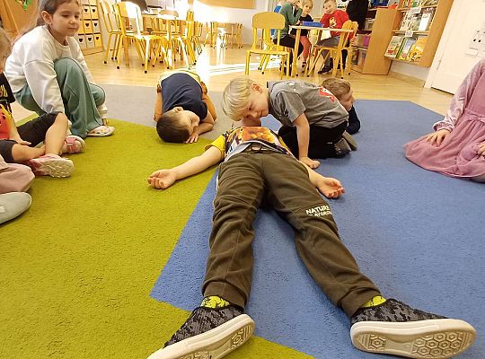 Gr.IV Światowy Dzień Pierwszej Pomocy -projekt "Szlachetnie i zdrowo z małpką Iwoną"