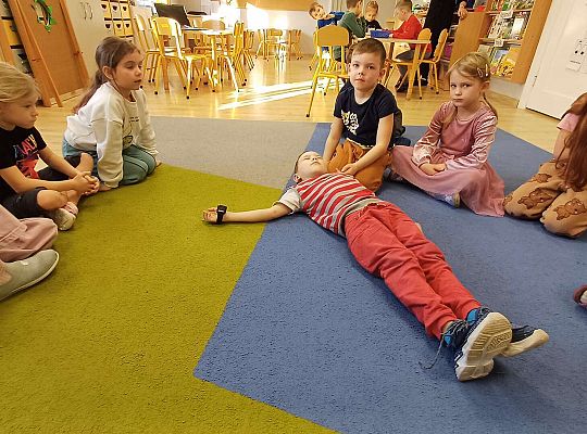 Gr.IV Światowy Dzień Pierwszej Pomocy -projekt "Szlachetnie i zdrowo z małpką Iwoną"