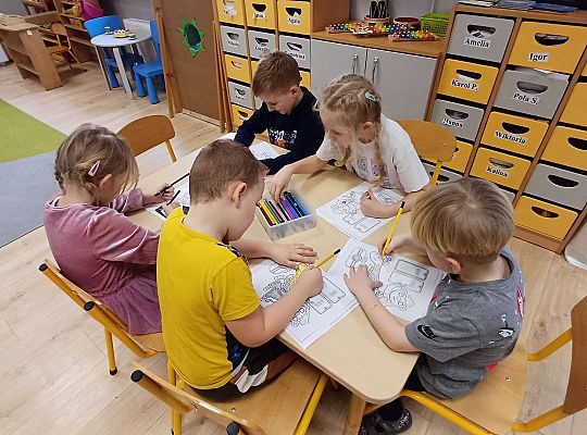 Gr.IV Światowy Dzień Pierwszej Pomocy -projekt "Szlachetnie i zdrowo z małpką Iwoną"