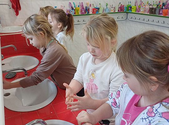 Gr.IV Dzień mycia rąk - Szlachetnie I zdrowo z małpką Iwoną