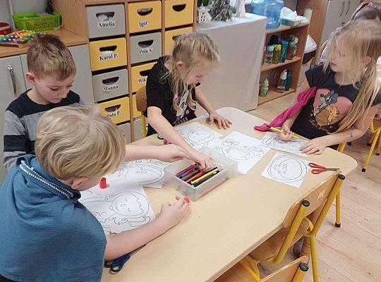 Gr.IV Dzień mycia rąk - Szlachetnie I zdrowo z małpką Iwoną