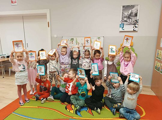 Gr.I  Bezpieczne ferie, Zabawy z absolwentkami przedszkola