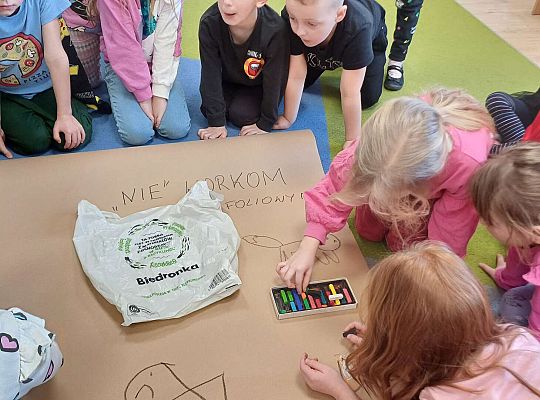 Gr. IV Dzień bez opakowań foliowych - Szlachetnie I zdrowo z małpką Iwoną