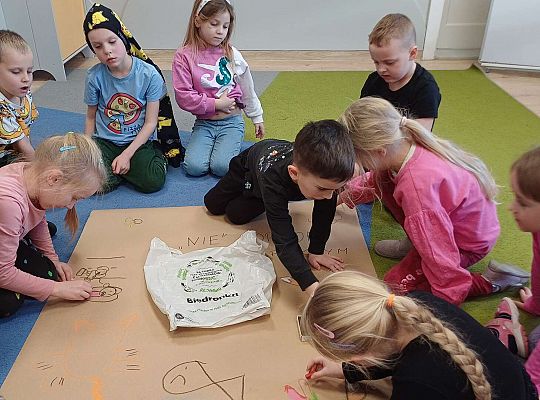 Gr. IV Dzień bez opakowań foliowych - Szlachetnie I zdrowo z małpką Iwoną