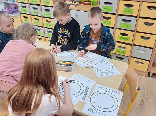 Gr. IV Dzień bez Oleju Palmowego - Projekt Szlachetnie i zdrowo z małpką Iwoną