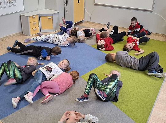 Gr. III I IV "Dzień Dinozaura "