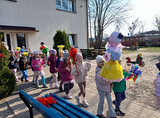 Witaj Wiosno ! - Powitanie wiosny w ogrodzie przedszkolaków