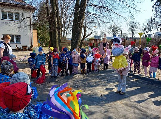 Witaj Wiosno ! - Powitanie wiosny w ogrodzie przedszkolaków
