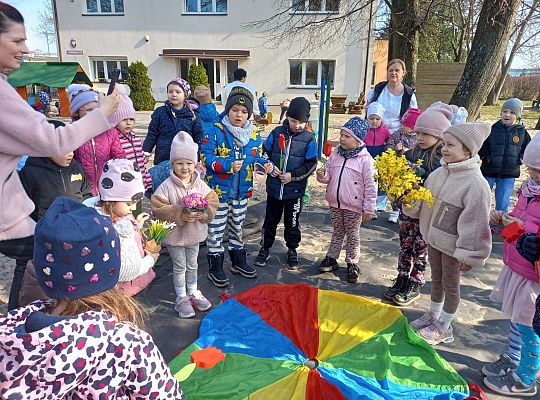 Witaj Wiosno ! - Powitanie wiosny w ogrodzie przedszkolaków