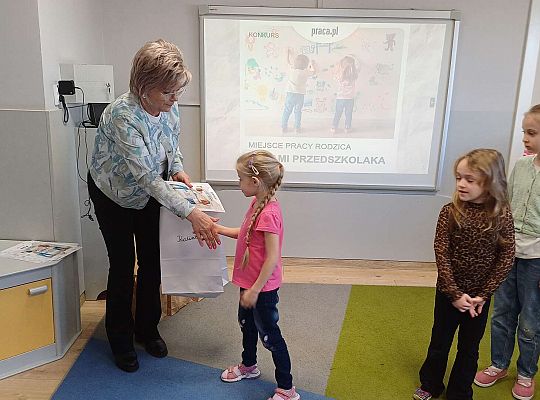 Podsumowanie konkursu plastycznego "Praca rodziców oczami przedszkolaka"