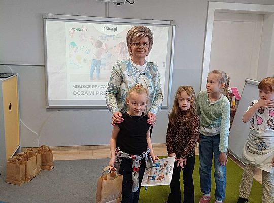 Podsumowanie konkursu plastycznego "Praca rodziców oczami przedszkolaka"