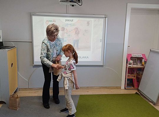 Podsumowanie konkursu plastycznego "Praca rodziców oczami przedszkolaka"