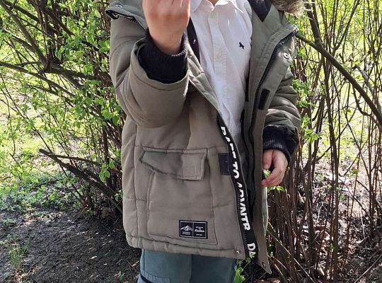 Gr.IV Wielkanocne śniadanie oraz szukanie niespodzianek od zająca.