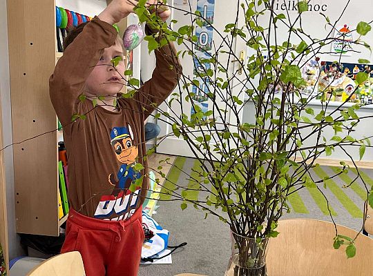 Gr. III Zajęcia o Wielkanocy przeprowadzone przez wolontariuszki ze SP5