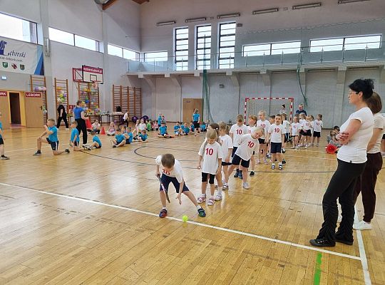 Gr. IV Zawody sportowe w SP nr 7