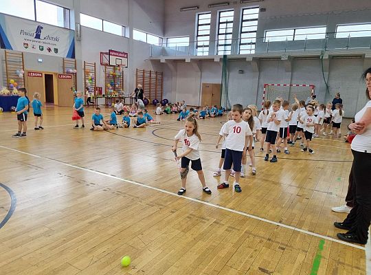 Gr. IV Zawody sportowe w SP nr 7