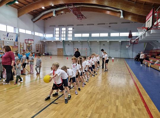 Gr. IV Zawody sportowe w SP nr 7