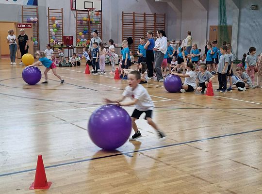 Gr. IV Zawody sportowe w SP nr 7