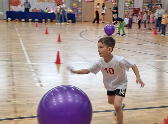 Gr. IV Zawody sportowe w SP nr 7